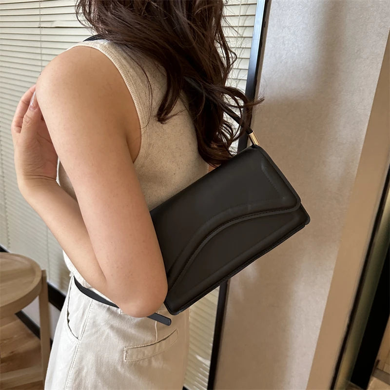 Katy's Solid PU Underarm Bag 2025